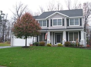 50 Sterling Heights Dr, Clifton Park, NY 12065
