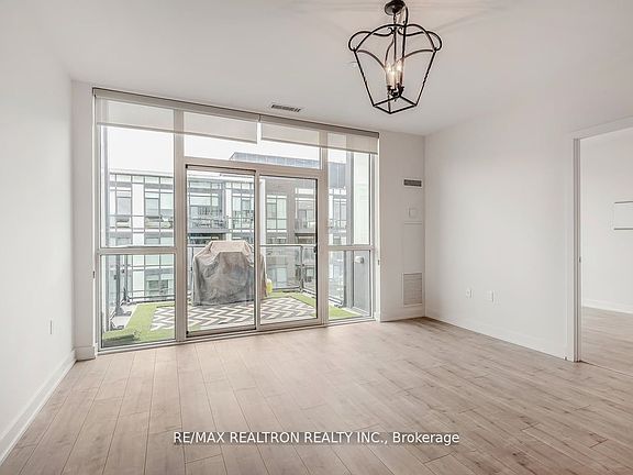 4th image of 375 Sea Ray Ave #437