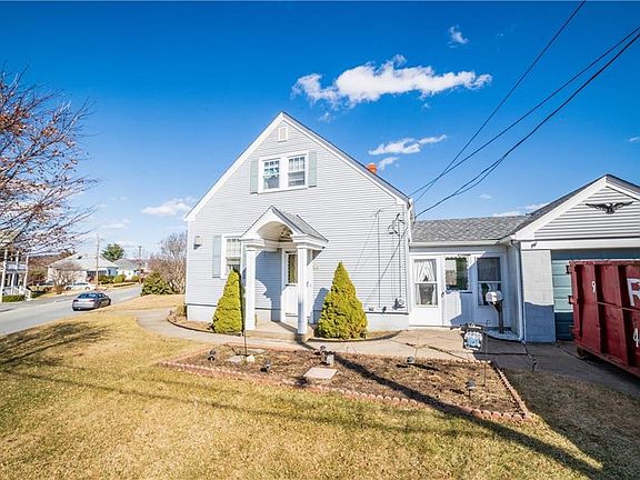4th image of 66 Rockwood Ave