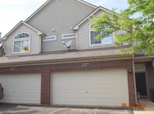 3436 Blue Ridge Dr, Carpentersville, IL 60110