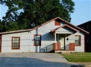1715 Helena Ave, Nederland, TX 77627