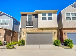 10010 Waving Grain Dr, Houston, TX 77080