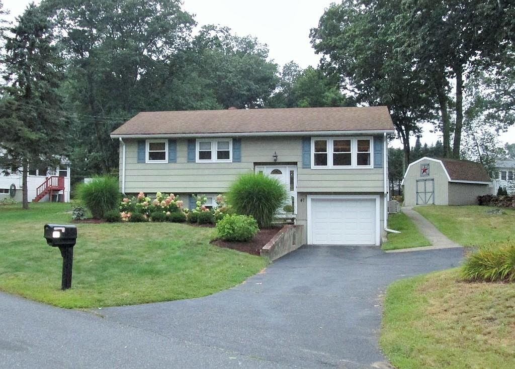 47 Beaver Brook Ln, Dracut, MA 01826 Zillow
