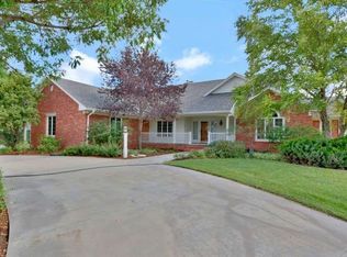 8524 W Dutch Ave, Hesston, KS 67062