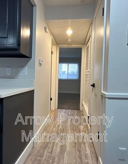 1429 N 34th St #4 — Photo 8