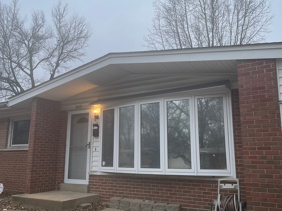1st image of 9625 Newton Dr