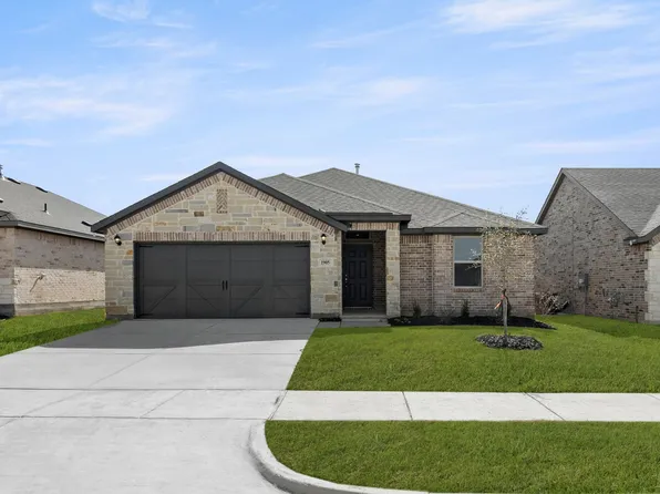 1905 Seminole Dr, Cleburne, TX 76033