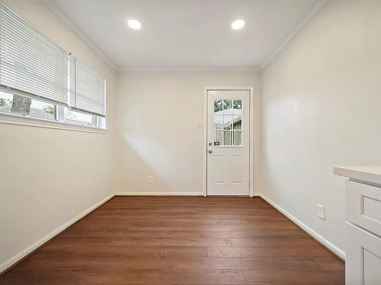 1807 Shadow Bend Dr — Photo 15