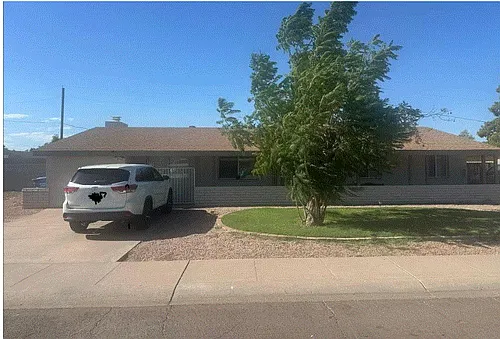 2230 W Wood Dr Photo 1