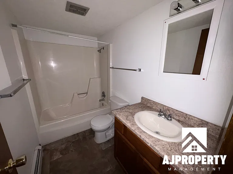 3600 S Cathy Ave #2 — Photo 9
