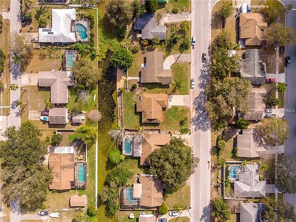 3rd image of 111 Orange Ave