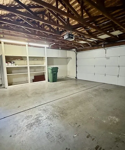 1745 Countrywood Ct — Photo 24