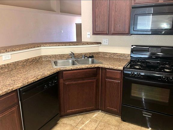 5th image of 7024 Copper Town Dr
