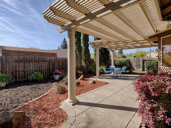 4th image of 10792 Bellone Way