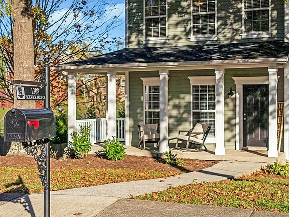 3rd image of 1308 Pickwick Park Ct