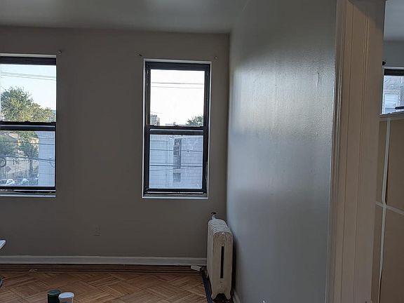 2nd image of 100 Prospect St