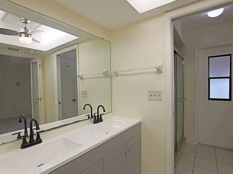 1398 Evalena Ln — Photo 10