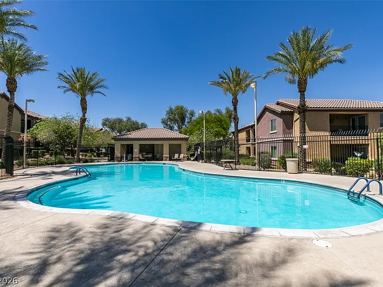 6868 Sky Pointe Dr #2068 — Photo 29
