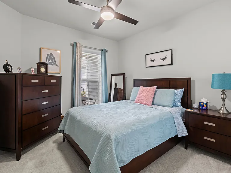 6041 Campanella St — Photo 10