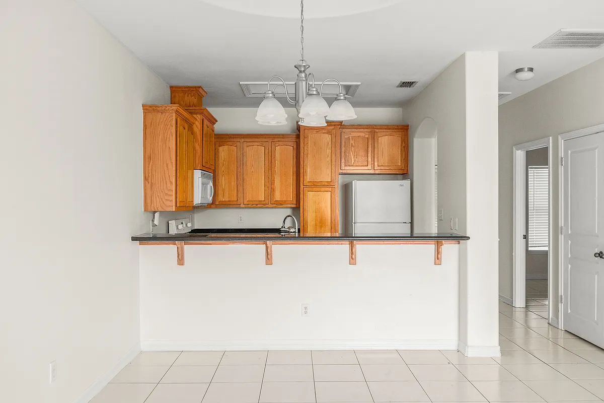 Building Photo - 3036 Scotland Dr #2