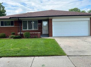 13017 Rosselo Ave, Warren, MI 48088