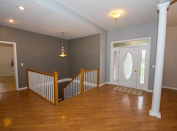 5th image of 29548 Crystal Lake Ct