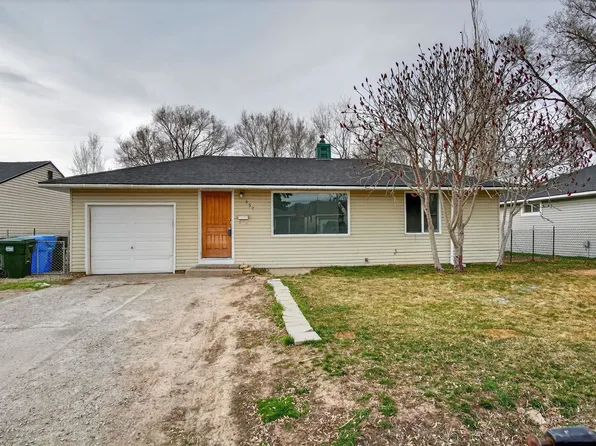 957 Meadowbrook Ln, Pocatello, ID 83201