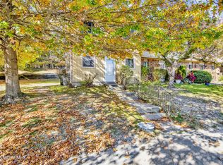 13 Alec Dr, Howell, NJ 07731