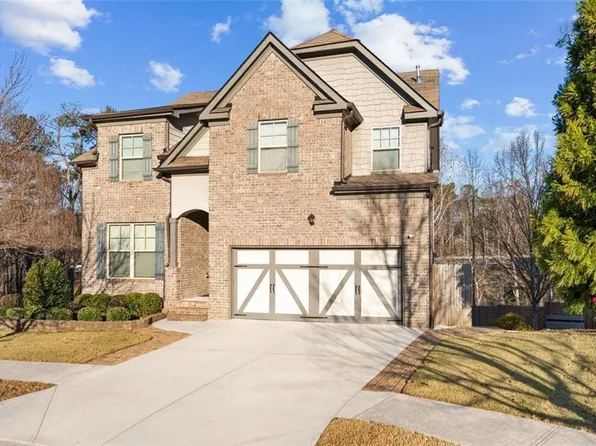 2710 Blake Towers Ln, Buford, GA 30519