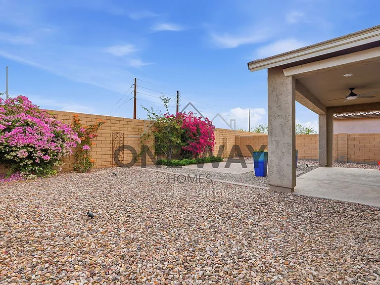 9836 E Red Giant Dr — Photo 40