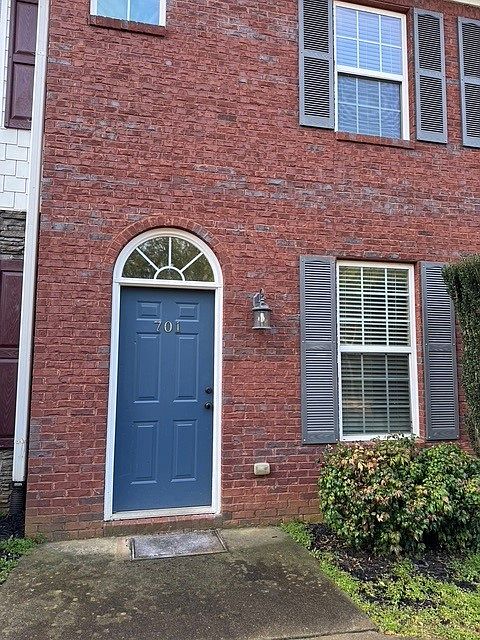 1st image of 701 Hyde Park Ln #701