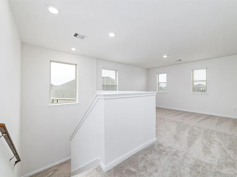 7731 Coral Key Dr — Photo 19