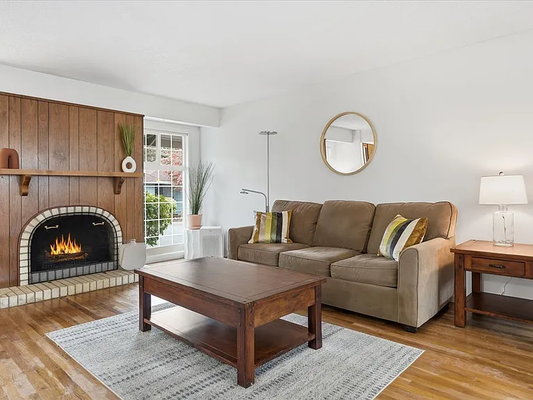 5330 SW Mayfair Ct — Photo 9
