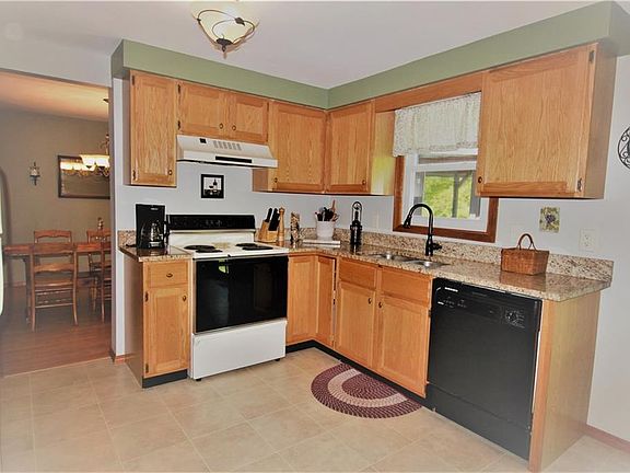 5th image of 5967 Jerusalem Dr