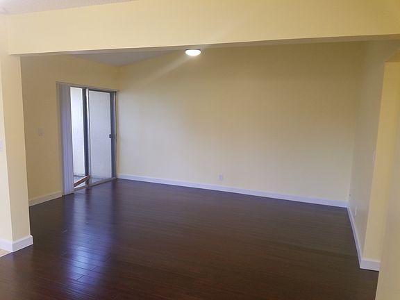 3rd image of 5200 Bosque Ln APT 138