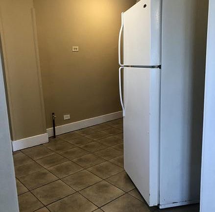 3rd image of 15301 Center Ave APT 1
