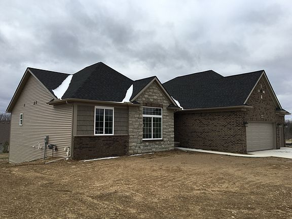 5th image of 8424 Forest Glen Dr