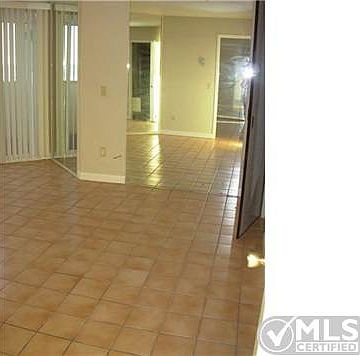 4th image of 4465 Ocean Blvd Unit 16
