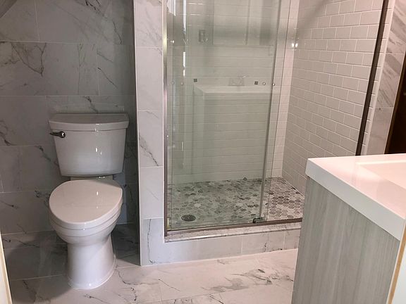 4th image of 325 N Burgher Ave #3