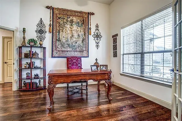5616 Ridgepass Ln — Photo 2