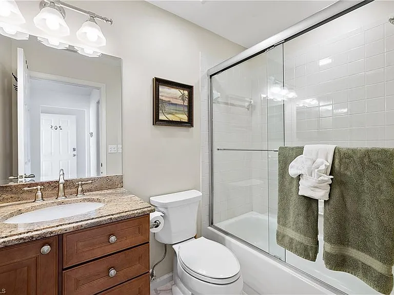 6900 Dennis Cir #J-205 — Photo 15