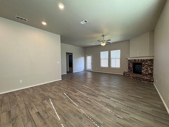 4th image of 1215 Coal St