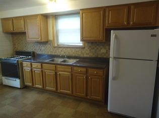 4950 Greenwood St APT 1W, Skokie, IL 60077