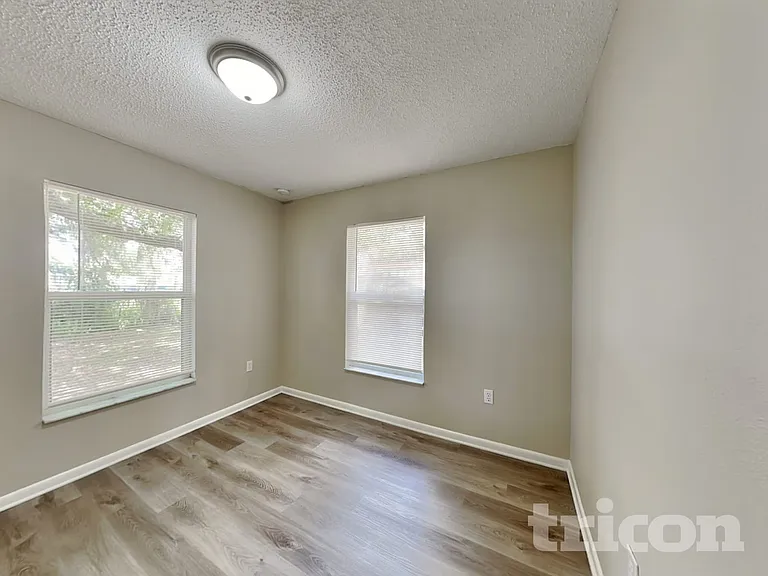1809 Avon St — Photo 14