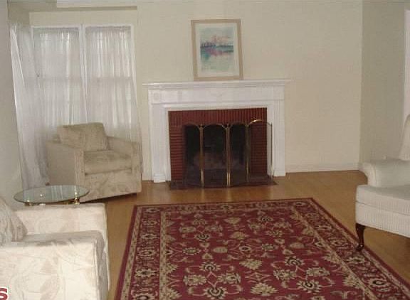 3rd image of 3891 Welland Ave