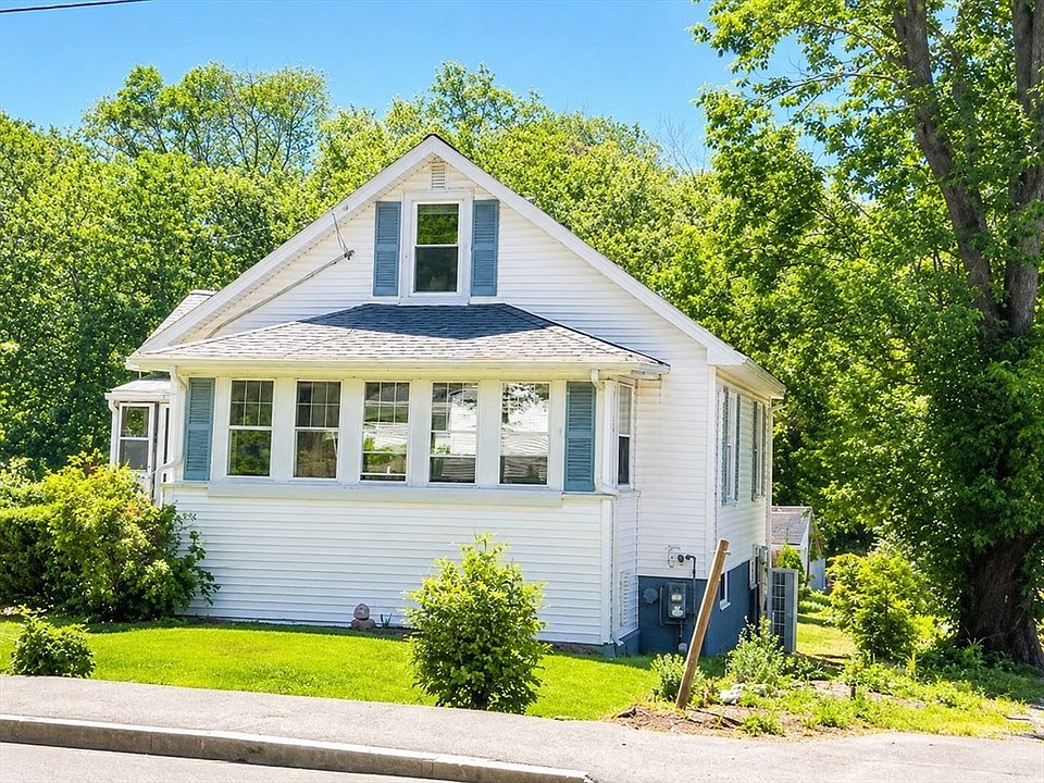 1st image of 437 Summer St #1