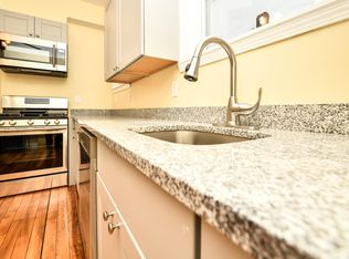 15 Vesta Rd UNIT 2, Dorchester Center, MA 02124