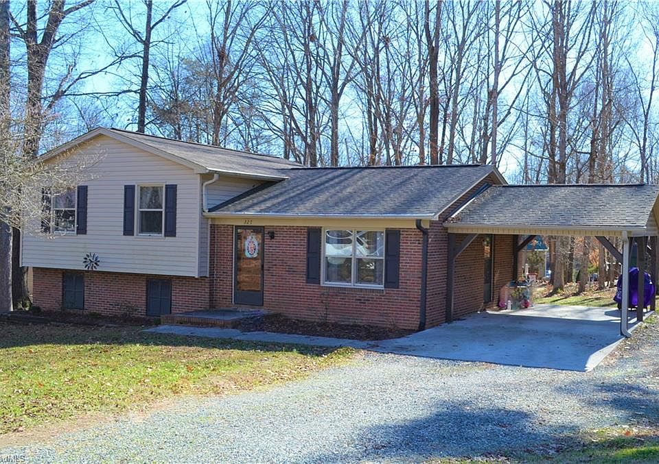 1st image of 327 Oakwood Cres