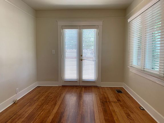 3rd image of 1101 Diamond Ave #1101