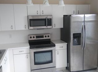 146 SW 169th Ave, Pembroke Pines, FL 33027